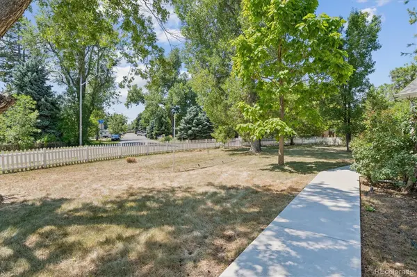 9305 W 5th AVE, Lakewood, CO 80226
