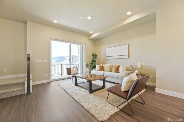15577 W Washburn DR, Lakewood, CO 80228