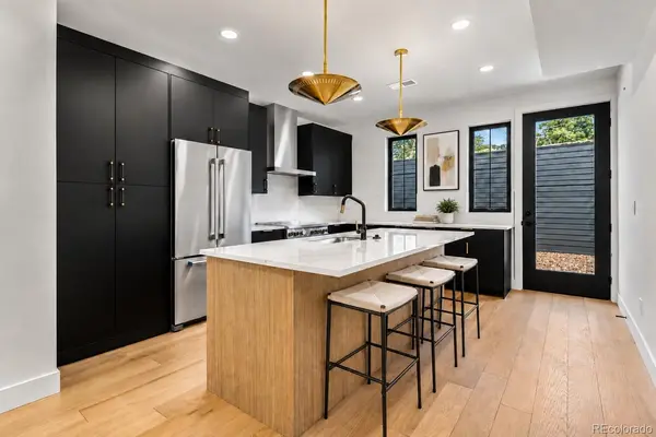 812 Dahlia ST, Denver, CO 80220