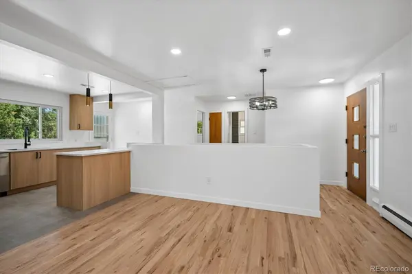 2015 Arapahoe ST, Golden, CO 80401