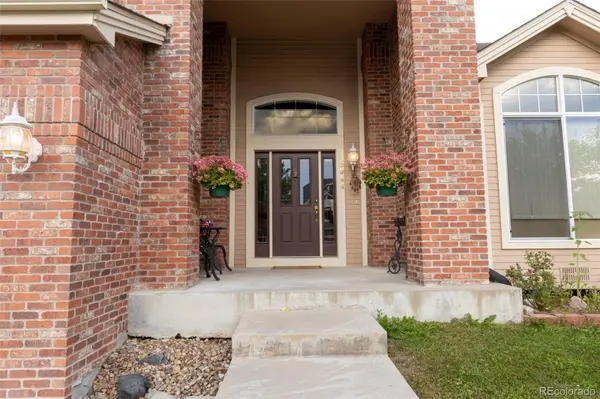 5944 S Ireland CT, Aurora, CO 80016