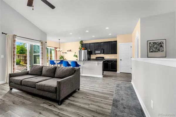 6898 Tullamore DR, Colorado Springs, CO 80923
