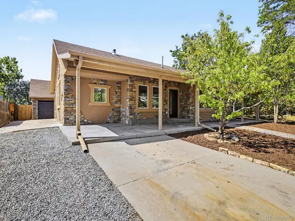 10240 W 16th AVE, Lakewood, CO 80215