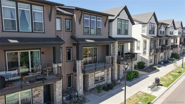11842 W 52nd AVE, Wheat Ridge, CO 80033