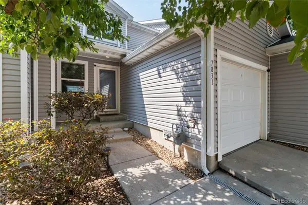 7831 S Kittredge CIR, Englewood, CO 80112