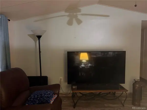 205 N Murray BLVD, Colorado Springs, CO 80916