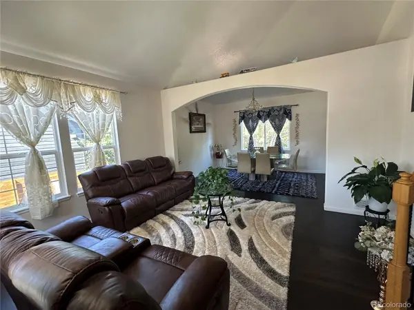 289 Holden LN, Johnstown, CO 80534