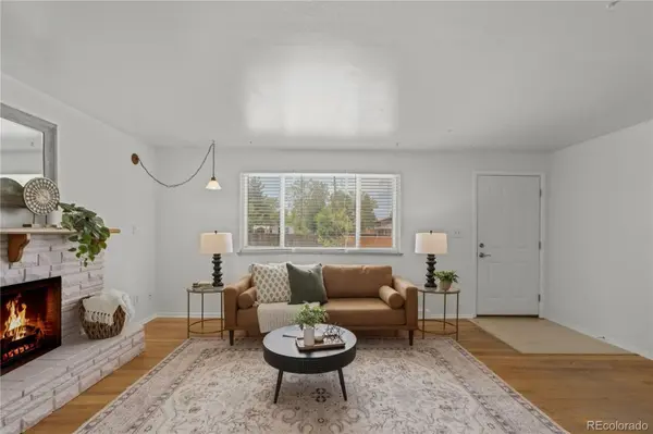 382 Zion ST, Aurora, CO 80011