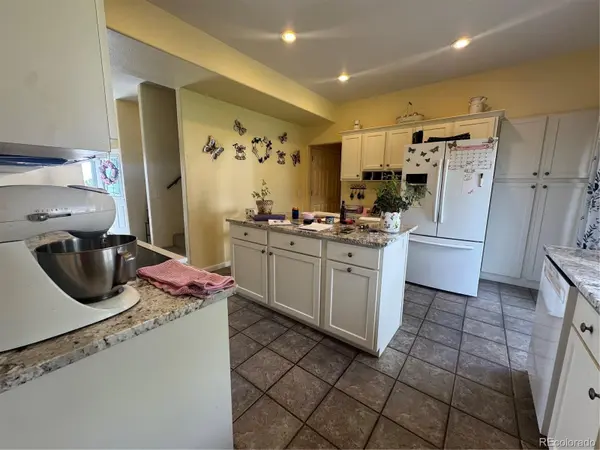 3177 Silver Fox DR, Montrose, CO 81401