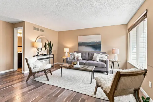 4268 E Maplewood WAY, Littleton, CO 80121