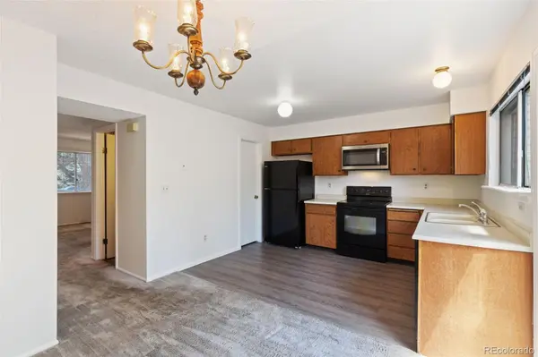 4231 S Mobile CIR #B, Aurora, CO 80013