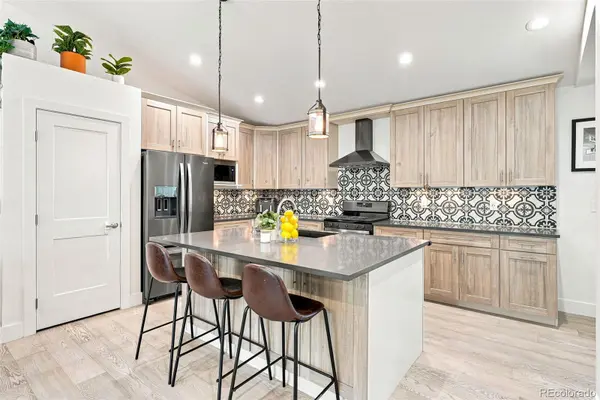 823 Van Gordon ST, Golden, CO 80401