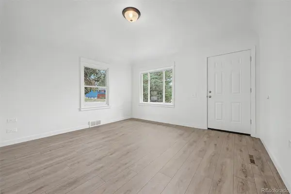 1555 N Monroe AVE, Loveland, CO 80538