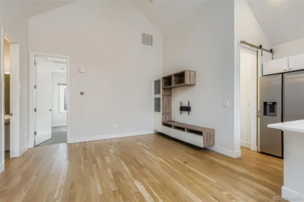 3411 N Albion ST #2-2, Denver, CO 80207