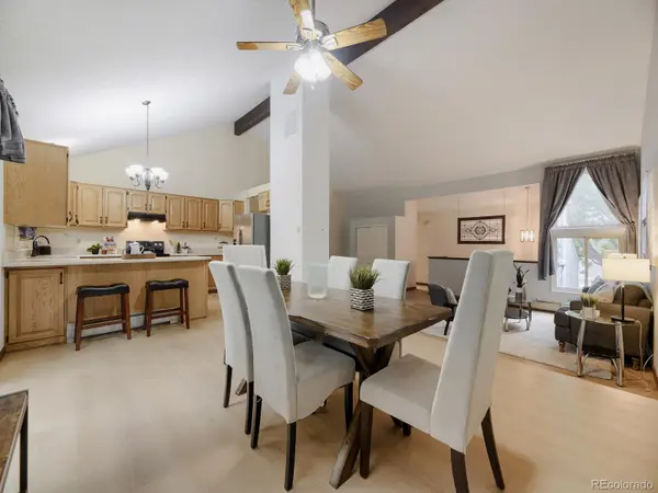 2835 W Davies DR, Littleton, CO 80120