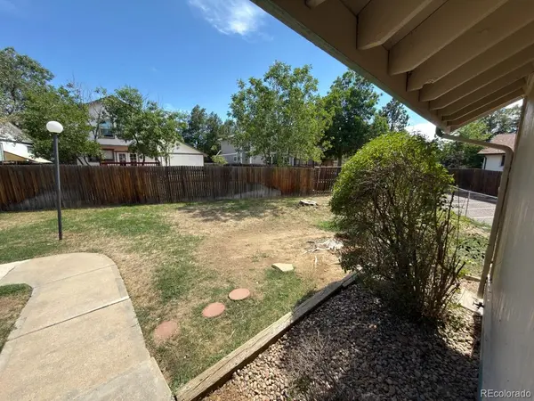 3762 S Danube CIR, Aurora, CO 80013
