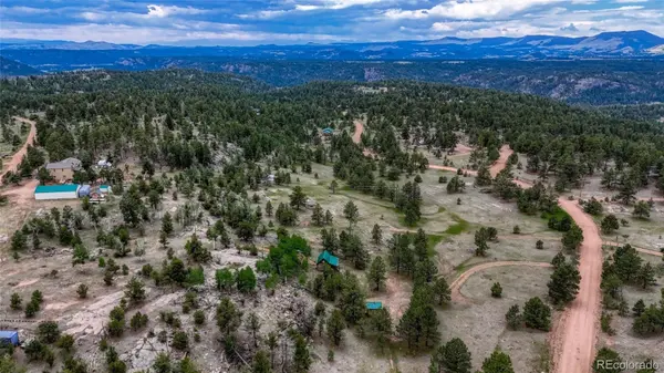 330 Arrowhead Dr DR, Florissant, CO 80816