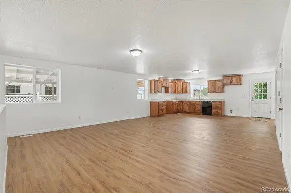 209 James ST, Avondale, CO 81022