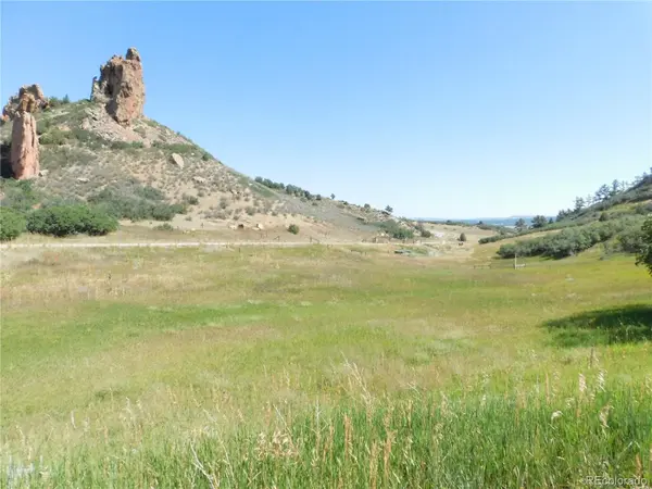 5905 Country Club DR, Larkspur, CO 80118