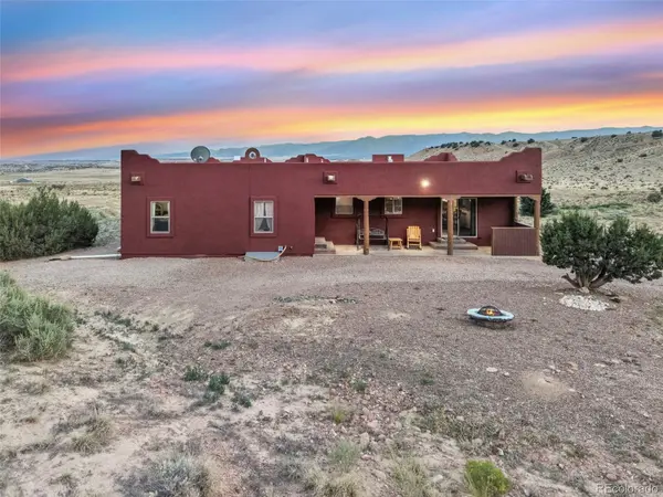 507 Van Egmond DR, Penrose, CO 81240