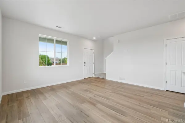 1470 Coral PL, Longmont, CO 80504