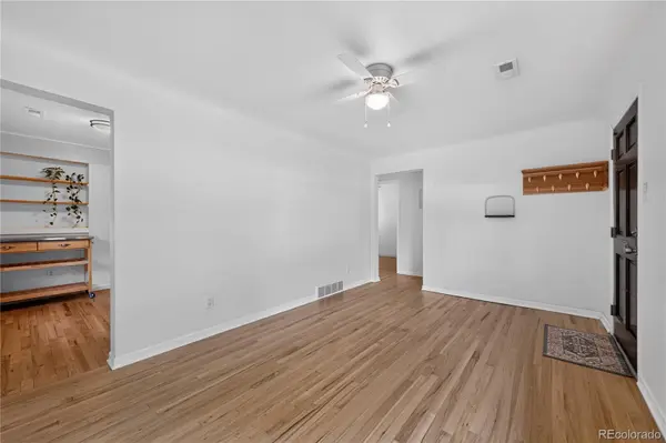 20 Longs Peak AVE, Longmont, CO 80501