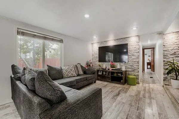146 Poplar ST, Lochbuie, CO 80603