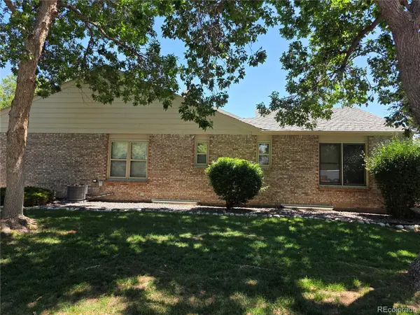 7582 S Cove CIR, Littleton, CO 80122