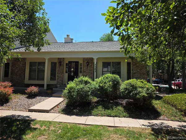7582 S Cove CIR, Littleton, CO 80122