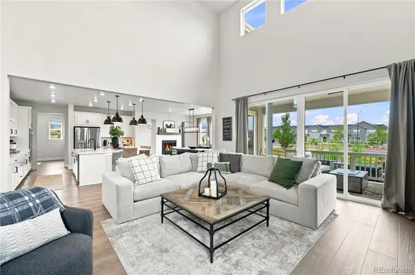 16675 W 93rd PL, Arvada, CO 80007