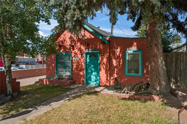 110 N Center ST, Woodland Park, CO 80863