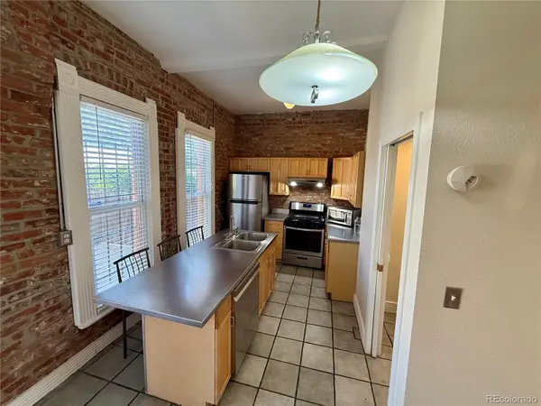 2431 Tremont PL, Denver, CO 80205
