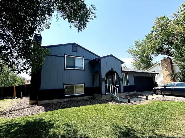 8665 Lamar DR, Arvada, CO 80003