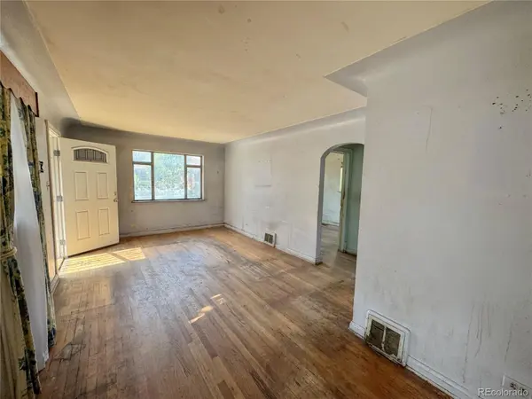 4028 Batavia PL, Denver, CO 80220