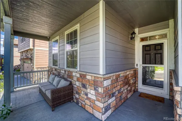 6074 Sun Mesa CIR, Castle Rock, CO 80104