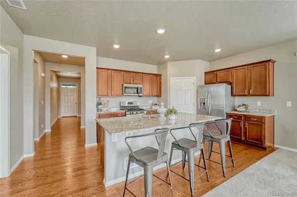 6074 Sun Mesa CIR, Castle Rock, CO 80104