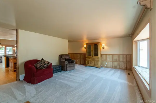 2226 Glenwood CIR, Colorado Springs, CO 80909