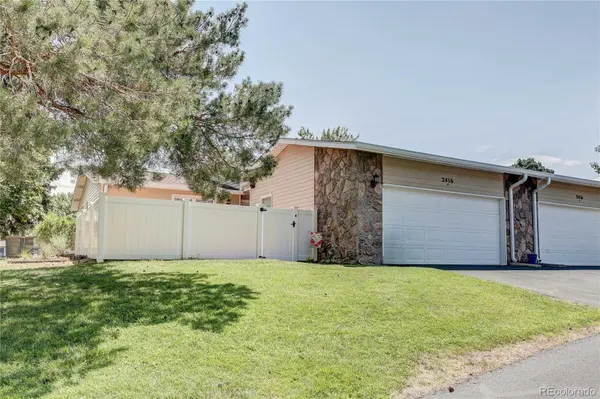 2416 S Vaughn WAY #A, Aurora, CO 80014