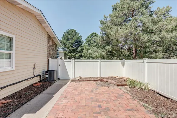 2416 S Vaughn WAY #A, Aurora, CO 80014