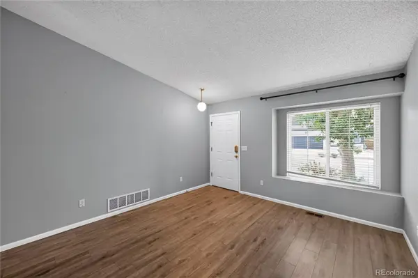 10452 Hyacinth ST, Littleton, CO 80129