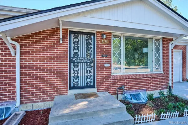 3798 W Chenango AVE, Littleton, CO 80123