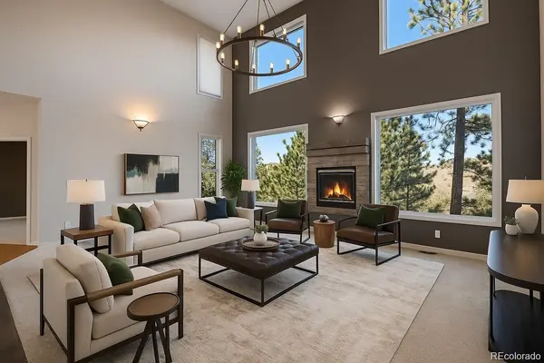 22141 Chippewa Ln, Golden, CO 80401