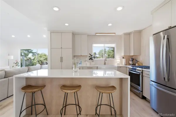 5981 S Vivian ST, Littleton, CO 80127