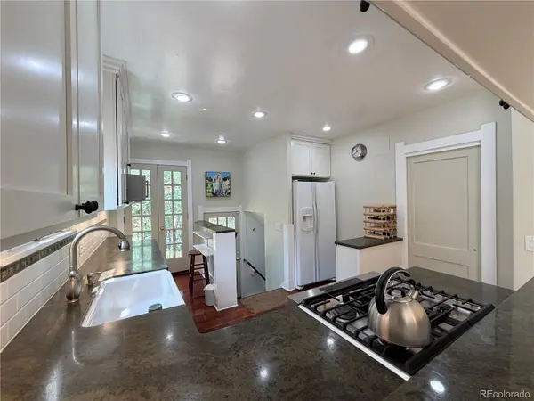 631 Jackson ST, Denver, CO 80206