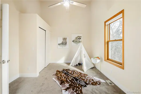 380-390 County RD, Louisville, CO 80027