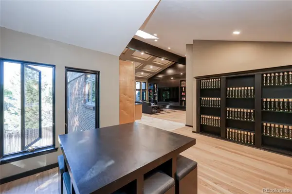 27 Beacon Hill LN, Greenwood Village, CO 80111