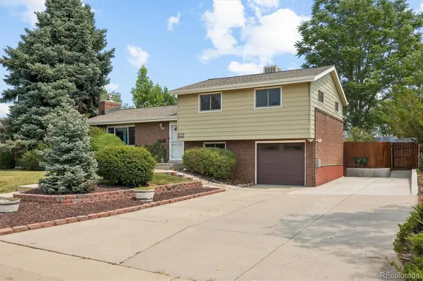 686 Elkhart ST, Aurora, CO 80011