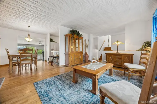 686 Elkhart ST, Aurora, CO 80011