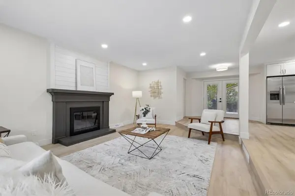 7570 S Reed CT, Littleton, CO 80128
