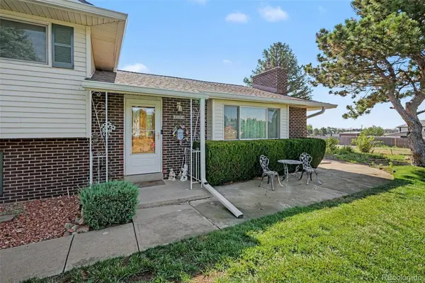 1014 Nepal ST, Aurora, CO 80018